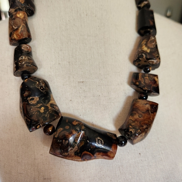 Vintage 70's Rare Black Coral Tube Necklace - Picture 10 of 11